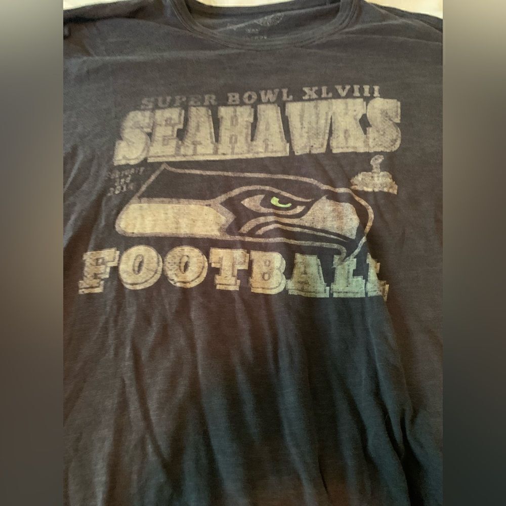 Seattle Seahawks Distressed Tee - Picture 2 of 5